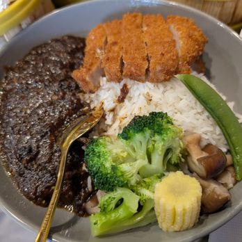Wok Up - Pork cutlet with black pepper sauce! Taste is legit and portion will fill your stomach. - Hong Kong Style Cafe Near Me - San Francisco, California Wok Up - Pork cutlet with black pepper sauce! Taste is legit and portion will fill your stomach. - Hong Kong Style Cafe Near Me - San Francisco, California