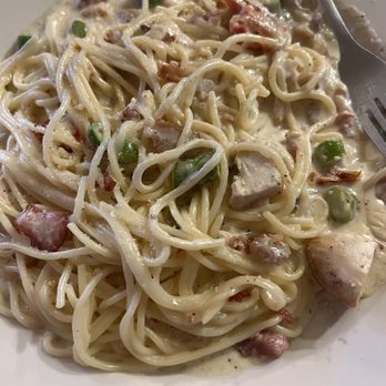 Bottega di Capri - Penne alla Dante with spaghetti - Italian Near Me - Brookline, Massachusetts Bottega di Capri - Penne alla Dante with spaghetti - Italian Near Me - Brookline, Massachusetts