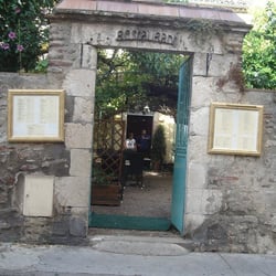 F And B - Entrée du F&B