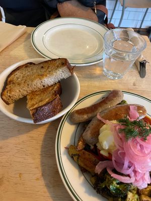 Hunnybee Bruncheonette by null