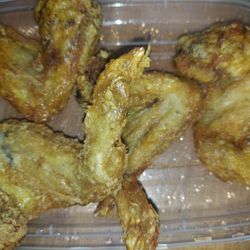 Hewa Japanese Restaurant - Chicken wings