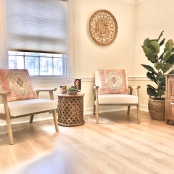 SkinRx Aesthetics - Waiting room - Medical Spas Near Me - Hamilton, Massachusetts SkinRx Aesthetics - Waiting room - Medical Spas Near Me - Hamilton, Massachusetts