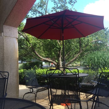 Blessing Cafe - Outdoor seating area - Korean Near Me - Vienna, Virginia