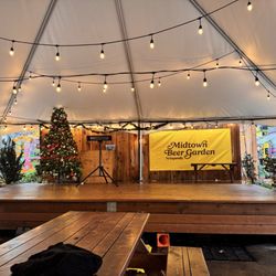 Midtown Beer Garden - The stage