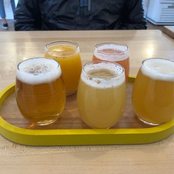 Boss Rambler Beer Club - Flight - Brewpubs Near Me - Bend, Oregon Boss Rambler Beer Club - Flight - Brewpubs Near Me - Bend, Oregon
