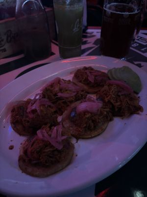 La Bipo by null