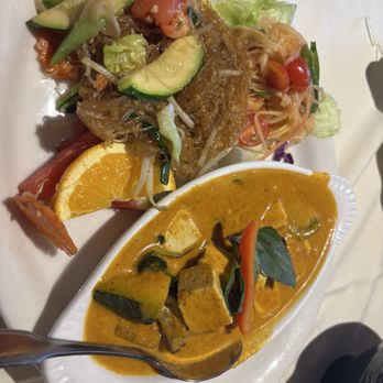 Zabb Thai Cuisine - Kabocha Vegan Pumpkin Curry - Thai Near Me - Newport Beach, California Zabb Thai Cuisine - Kabocha Vegan Pumpkin Curry - Thai Near Me - Newport Beach, California