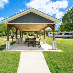 Philadelphia South Clarksboro KOA Holiday - Pavilion