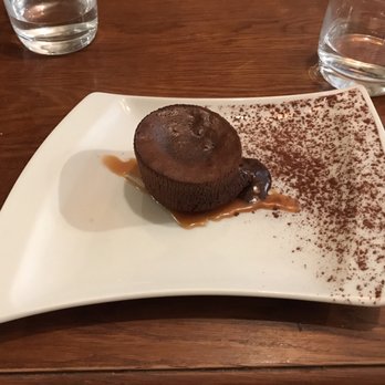 Au Fil des Saisons - Chocolate Lava Cake - French Near Me - Paris, 75