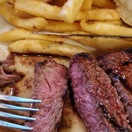 8oz sirloin and fries