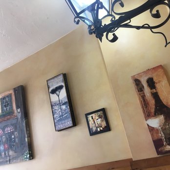Bottega di Capri - Italian Near Me - Brookline, Massachusetts