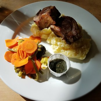 Slanj Bar & Restaurant - Lamb Chops on Mash w/ vegies and a delicate mint sauce. Excellent ! - Bars Near Me - Loch Lomond, AGB Slanj Bar & Restaurant - Lamb Chops on Mash w/ vegies and a delicate mint sauce. Excellent ! - Bars Near Me - Loch Lomond, AGB