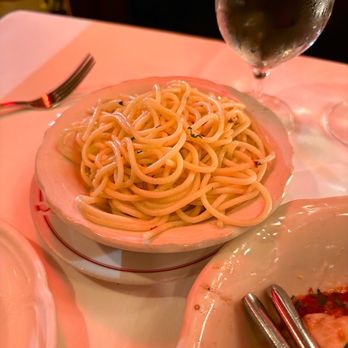 Sammie’s - Pasta served with Chicken Parmigiana - Italian Near Me - Austin, Texas