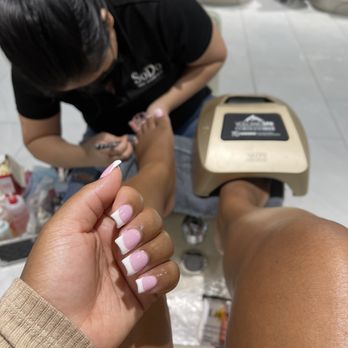 Sodo Nail Lash Bar - So rude and ugly !! She didn't even know how to do tips on my toes !! SMH do not waste your money - Eyelash Service Near Me - Orlando, Florida