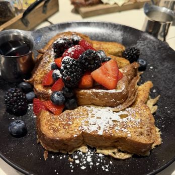 Olive & Hay - Brioche French Toast - Italian Near Me - Napa, California Olive & Hay - Brioche French Toast - Italian Near Me - Napa, California