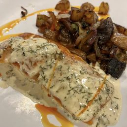 Salmon with fingerlings and a yummy lemon dill cream sauce!