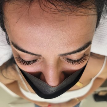 la Beauty Bar - Classic full set eyelash Extensions - Eyelash Service Near Me - McLean, Virginia la Beauty Bar - Classic full set eyelash Extensions - Eyelash Service Near Me - McLean, Virginia