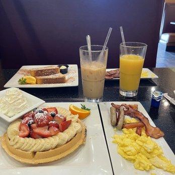 Keke's Breakfast Cafe - American Near Me - University Park, Florida