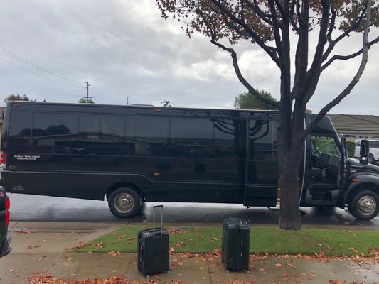 Photo of Roman Worldwide Transportation - Huntington Beach, CA, US. Our ride to and from Port