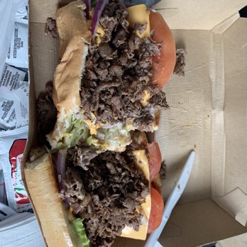 Beef N Buns N Paradise - American Near Me - Frederick, Maryland