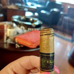 Smokin' Bear Cigars - Killer bee