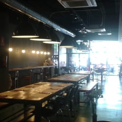 Valkiria Hub Space - La parte de restaurante desde dentro