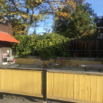 Buzz Cafe - Outdoor patio - Coffee & Tea Near Me - Denver, Colorado