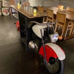 Qimura Sushi & Ramen - Vintage Motorcycle Bike