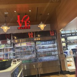 LOVE Grille - Juice area