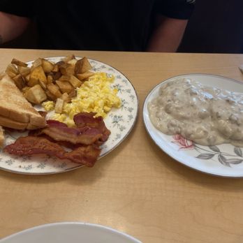 The Broken Spur Diner - Breakfast looks good - Diners Near Me - Arcadia, Florida The Broken Spur Diner - Breakfast looks good - Diners Near Me - Arcadia, Florida