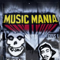 Music Mania - MUSIC MANIA!