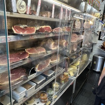 Caractère de Cochon - Delicatessen Near Me - Paris, 75