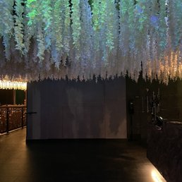 Lobby/restaurant entrance