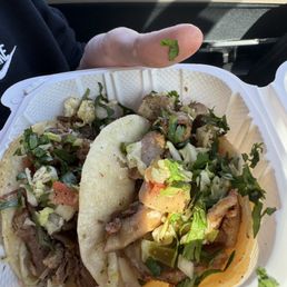 Cabeza and tripa tacos Cabeza and tripa tacos