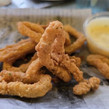 The Sweet Sap - Crispy calamari - New American Near Me - Flushing, New York The Sweet Sap - Crispy calamari - New American Near Me - Flushing, New York