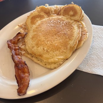 Eggs Up Grill - Kids pancakes - Breakfast & Brunch Near Me - Winter Garden, Florida Eggs Up Grill - Kids pancakes - Breakfast & Brunch Near Me - Winter Garden, Florida
