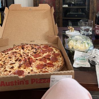 Austin's Pizza Westlake - 1/2 pepperoni, Caesar salad, 2 sodas - Pizza Near Me - Austin, Texas Austin's Pizza Westlake - 1/2 pepperoni, Caesar salad, 2 sodas - Pizza Near Me - Austin, Texas
