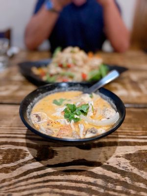 Sip Saam Thai by null