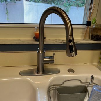 Kelley Plumbing - Kitchen faucet - Plumbing Near Me Kelley Plumbing - Kitchen faucet - Plumbing Near Me