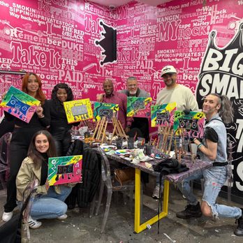Paint N Pour - Paint & Sip Near Me - New York, New York Paint N Pour - Paint & Sip Near Me - New York, New York