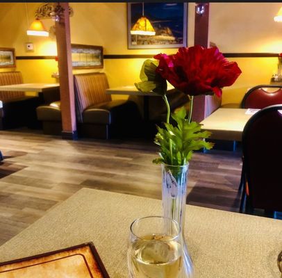 Mona's Italian Restaurant by null