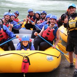 Chinook Rafting - Professional photographer takes a group photo before the Kananaskis River