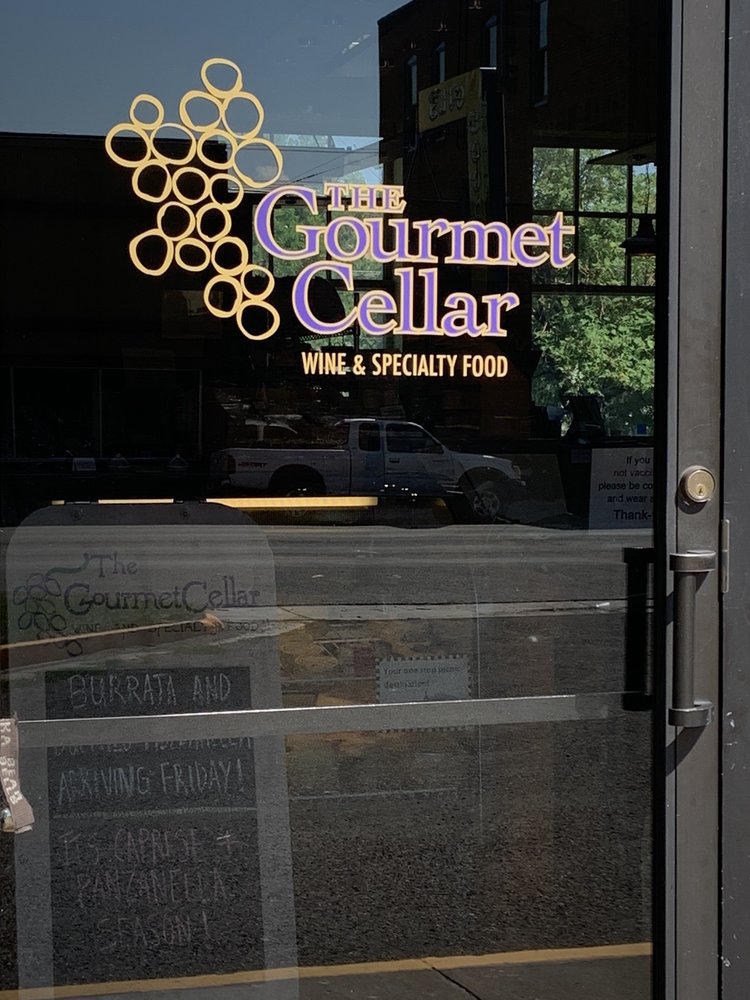 Gourmet Cellar Logo