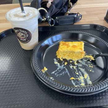 Sweet Table Cafe - Coffee and dessert - Cafes Near Me - Yuba City, California