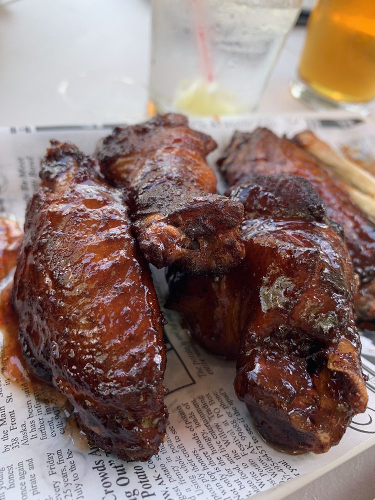 TRAIL’S EDGE & BREWERY Updated July 2024 162 Photos & 244 Reviews 20 Kansas St, Frankfort