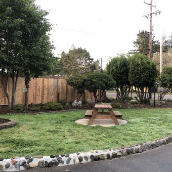 Ocean Breeze Motel - Hotels Near Me - Florence, Oregon