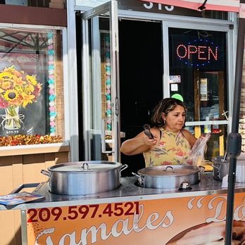Panaderia Tamales Don Carlos - a woman selling food - Bakeries Near Me - Tracy, California Panaderia Tamales Don Carlos - a woman selling food - Bakeries Near Me - Tracy, California
