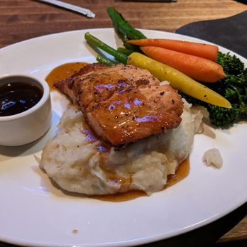 Yard House - Whisky glazed salmon - Bars Near Me - Dedham, Massachusetts Yard House - Whisky glazed salmon - Bars Near Me - Dedham, Massachusetts