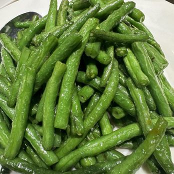 Din Ding Dumpling House - The green beans were a smidge al dente and very flavorful, muah! I had many helpings.. too many, it was not helping lol... - Dim Sum Near Me - Fremont, California Din Ding Dumpling House - The green beans were a smidge al dente and very flavorful, muah! I had many helpings.. too many, it was not helping lol... - Dim Sum Near Me - Fremont, California