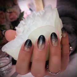 L N'Roses Beauty Boutique
